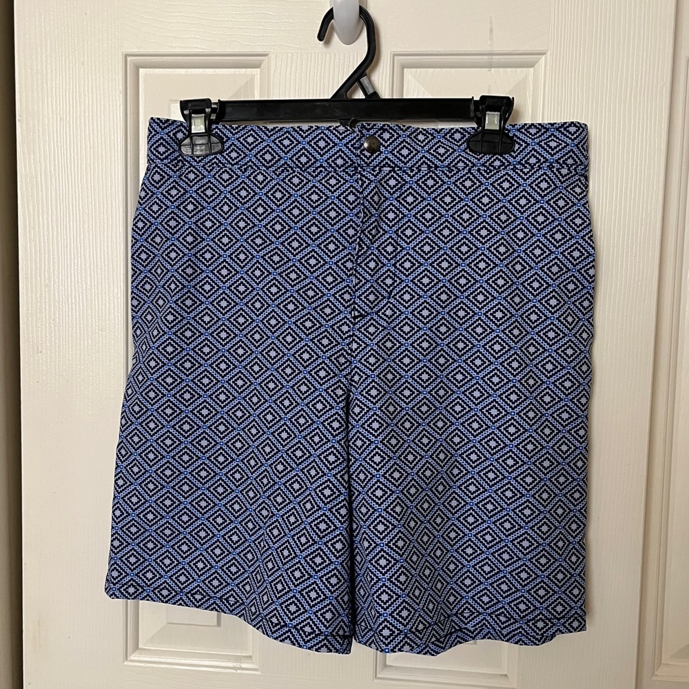 Lands' End men lined Navy Geometric Print Shorts or swim trunks